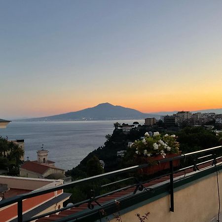 Vesuvio View Bed & Breakfast Vico Equense Exterior photo
