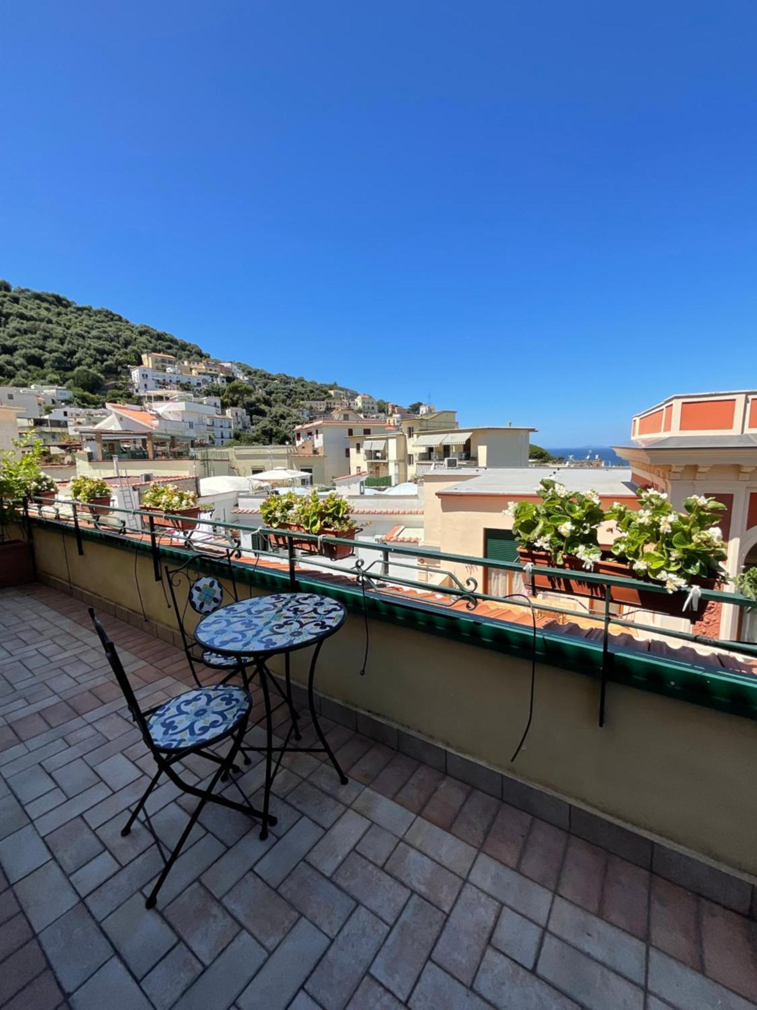 Vesuvio View Bed & Breakfast Vico Equense Exterior photo