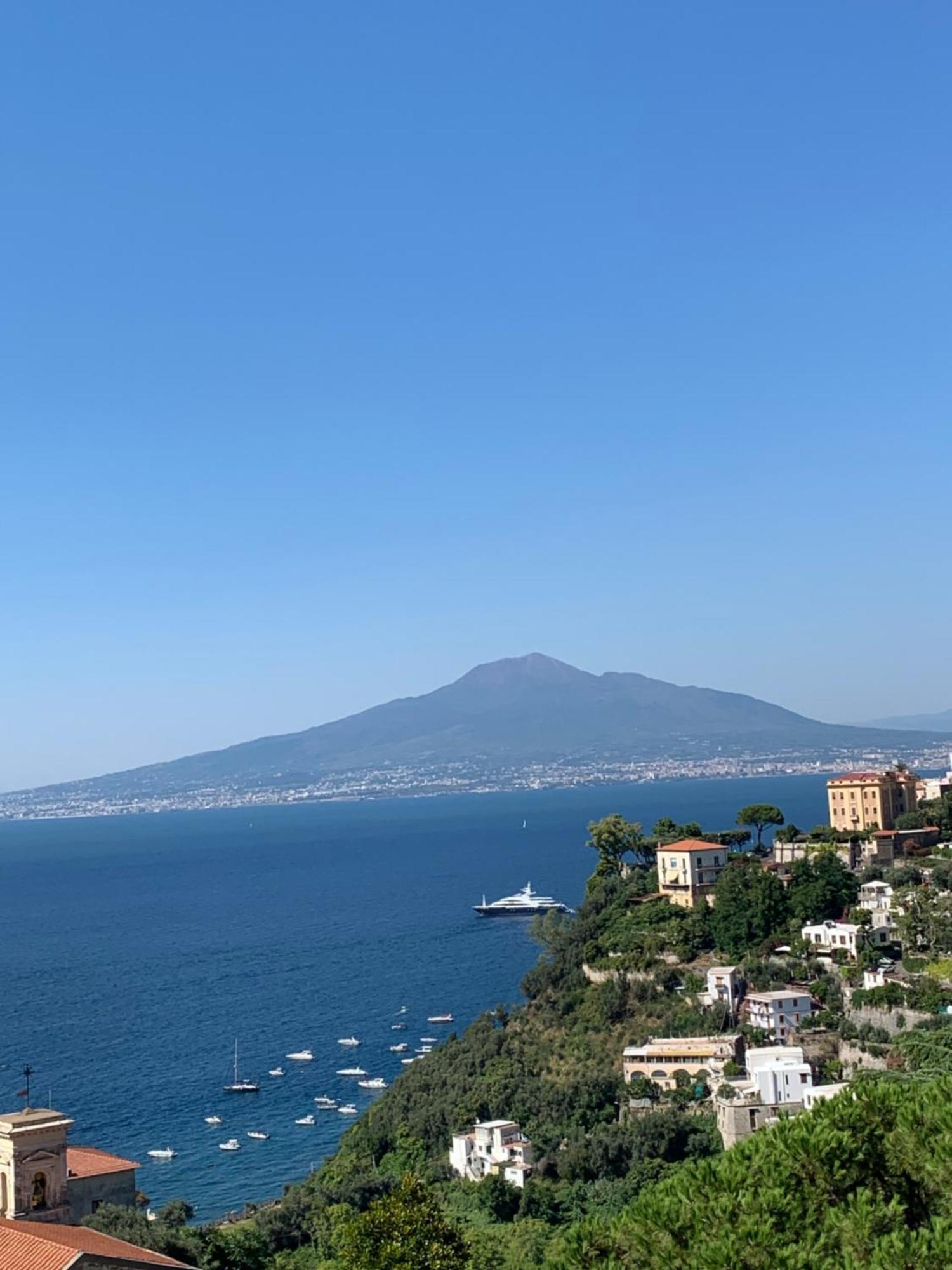 Vesuvio View Bed & Breakfast Vico Equense Exterior photo