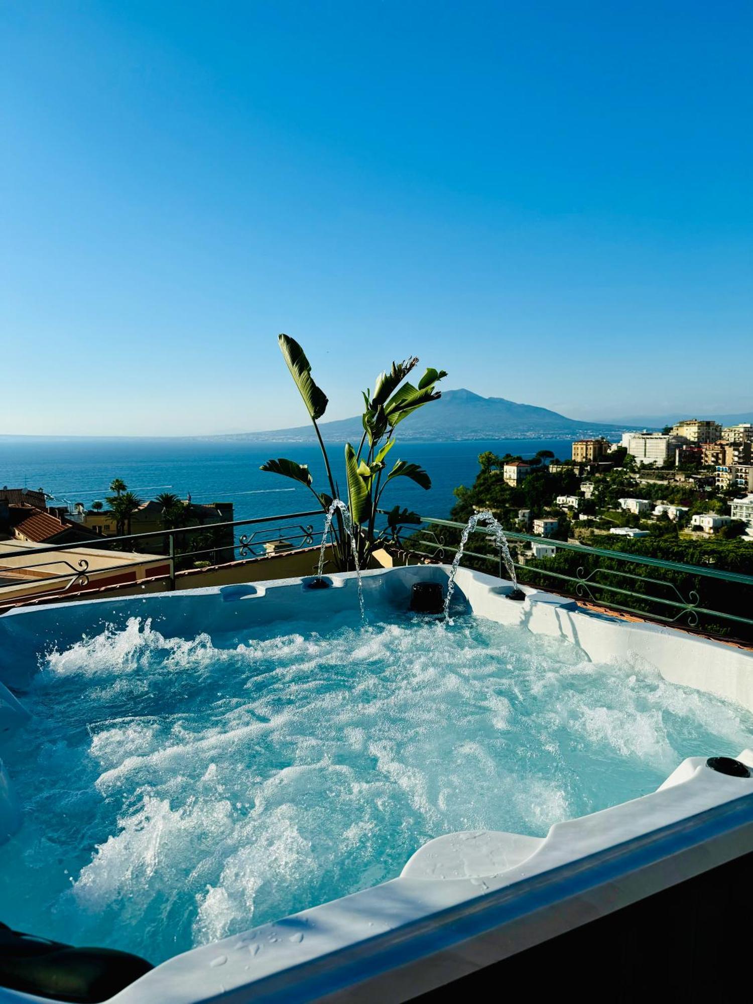 Vesuvio View Bed & Breakfast Vico Equense Exterior photo