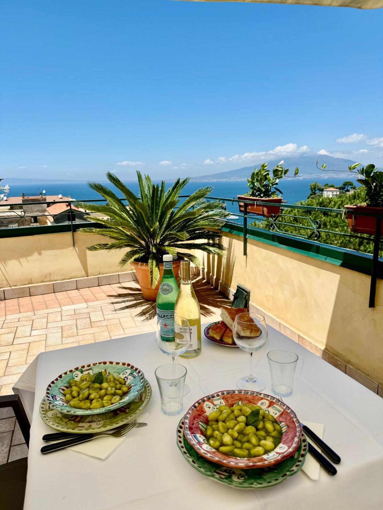 Vesuvio View Bed & Breakfast Vico Equense Exterior photo